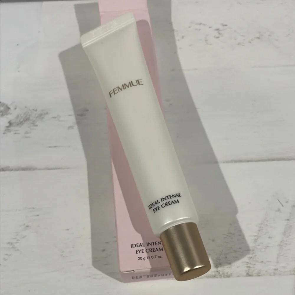 Ideal Intense Eye Cream in Pink Packaging
